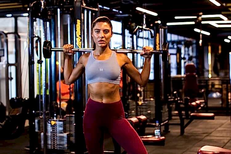Spor Salonlarımızda Gelişiminizi Sağlayabilirsiniz